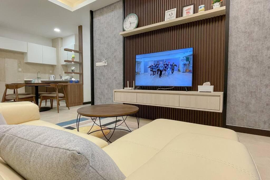 Apartment 【netflix】twice Happy Suites_2bedr Silverscape *